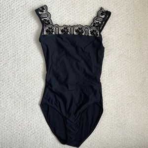 Beautiful black leo with mesh mesh detailing